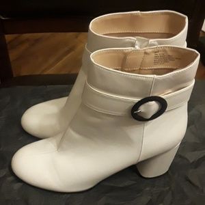 💋Nine west Ankle heel boots💋